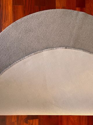 Alfombra redonda pelo corto gris