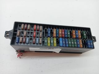 CAJA RELES / FUSIBLES SEAT TOLEDO (KG3)