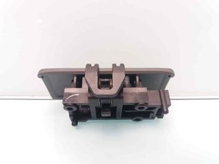 GUANTERA FORD FOCUS BERLINA (CAP) (8)