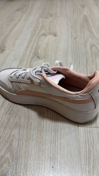 Zapatillas Puma con plataforma Talla 41 Nuevas