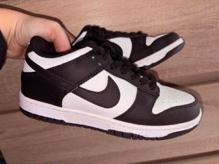 Nike Dunk Low Rojas y Blancas