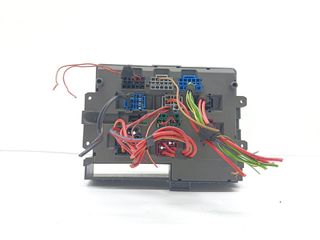 CAJA RELES / FUSIBLES BMW SERIE 3 BERLINA (E90) (2)