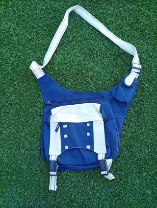 Bolsa cruzada azul y blanca/beig