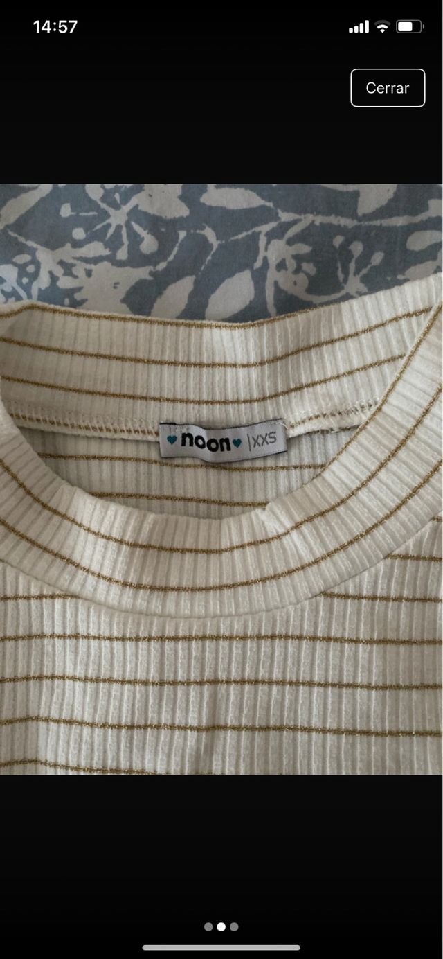 Top de rayas beige y marrón