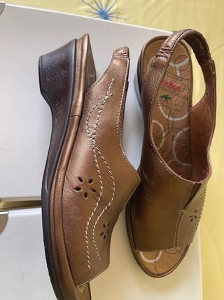 Zapatos Fluchos Mujer Marrón Dorado