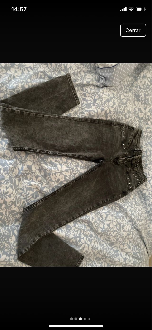 Pantalones Pepe Jeans grises con tachuelas