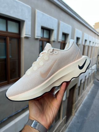 OFERTA Nike Motiva GORE-TEX Talla 41