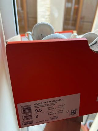 OFERTA Nike Motiva GORE-TEX Talla 41