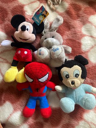 Pack 4 peluches