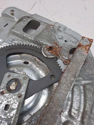 ELEVALUNAS TRASERO DERECHO HYUNDAI TUCSON (JM) (2)