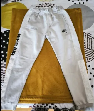 Pantalón Nike Air niño Talla M / 137-147cm