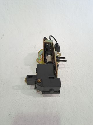 CERRADURA MALETERO / PORTON PORSCHE CAYENNE (9PA) (2)