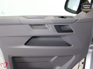Volkswagen Transporter 2.0 TDI T6 COMBI 9 LARGA 110