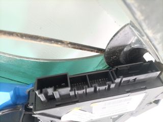 ELEVALUNAS TRASERO IZQUIERDO VOLKSWAGEN TOUAREG (7LA)