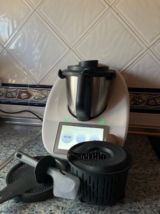 Thermomix TM6 con Varoma, poco uso
