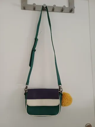 Bolso Benetton verde y morado