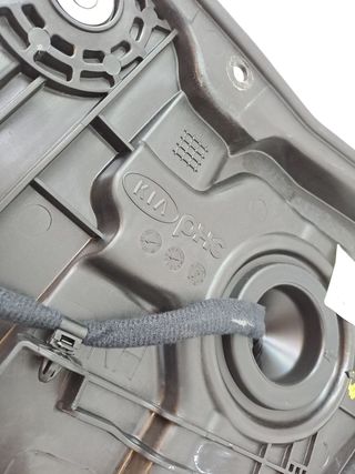 ELEVALUNAS TRASERO DERECHO KIA CEED (7)