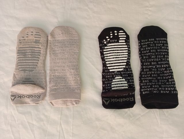 Calcetines tobilleros Reebok antideslizantes talla