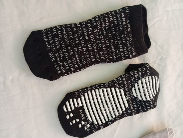 Calcetines tobilleros Reebok antideslizantes talla
