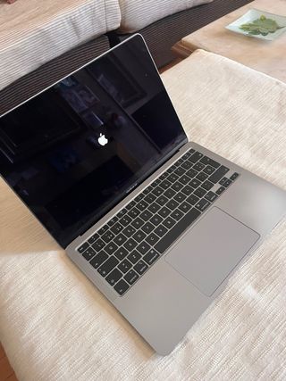 MacBook Air Plata 13 Retina