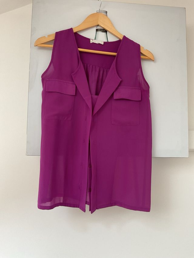 Blusa morada sin mangas Bimani