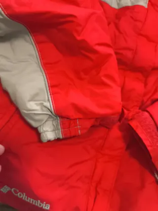 Plumas Columbia Rojo y Gris