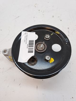 BOMBA DIRECCION KIA CEED