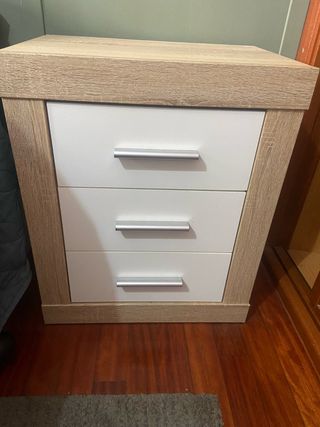 Cómoda y 2 Mesitas de Noche Madera y Metal