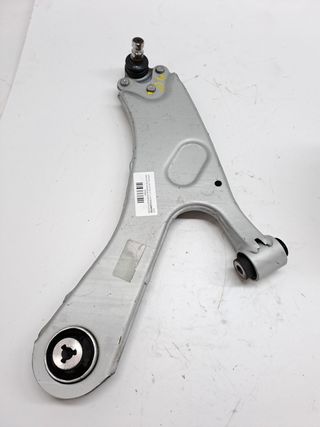 BRAZO SUSPENSION INFERIOR DELANTERO IZQUIERDO PEUGEOT 2008 ( (4)