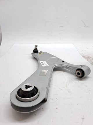BRAZO SUSPENSION INFERIOR DELANTERO IZQUIERDO PEUGEOT 2008 ( (4)