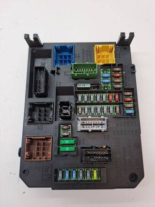 CAJA RELES / FUSIBLES CITROEN C4 PICASSO (2)