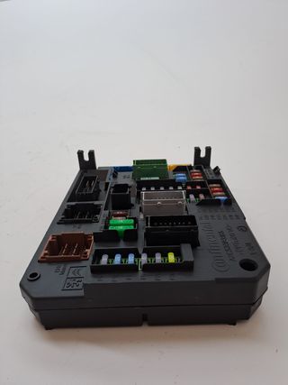 CAJA RELES / FUSIBLES CITROEN C4 PICASSO (2)