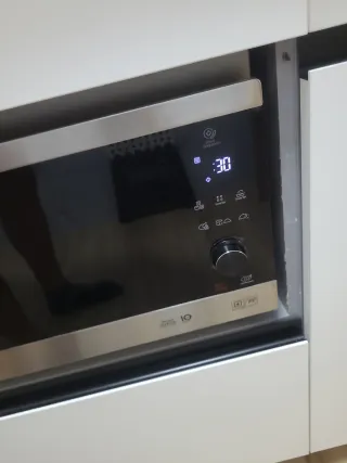 Horno Microondas LG Integrado