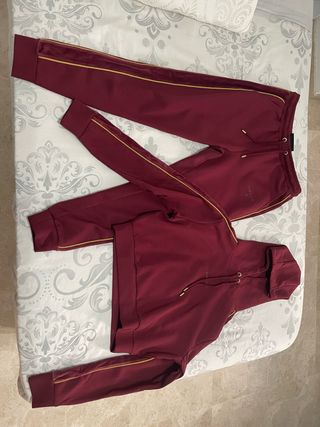 Conjunto SikSilk chándal burdeos y dorado