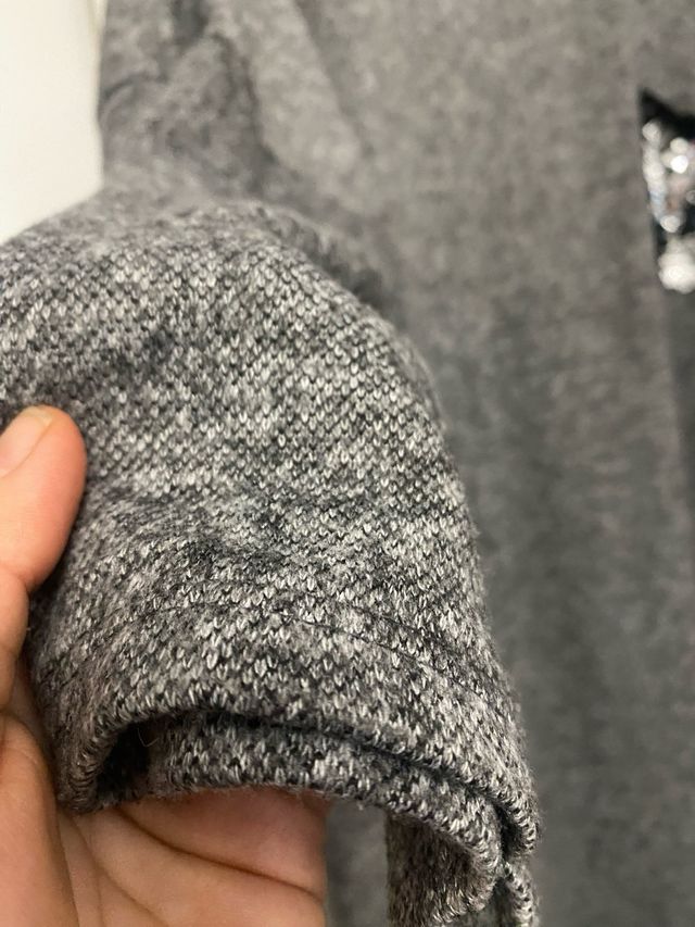 Vestido gris con lentejuelas