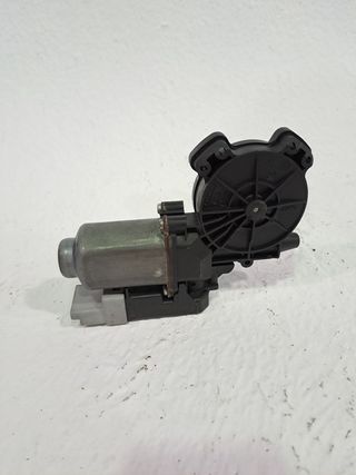 MOTOR ELEVALUNAS DELANTERO DERECHO PEUGEOT 1007