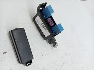 CAJA RELES / FUSIBLES NISSAN NOTE (13)