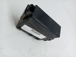 CAJA RELES / FUSIBLES NISSAN NOTE (13)