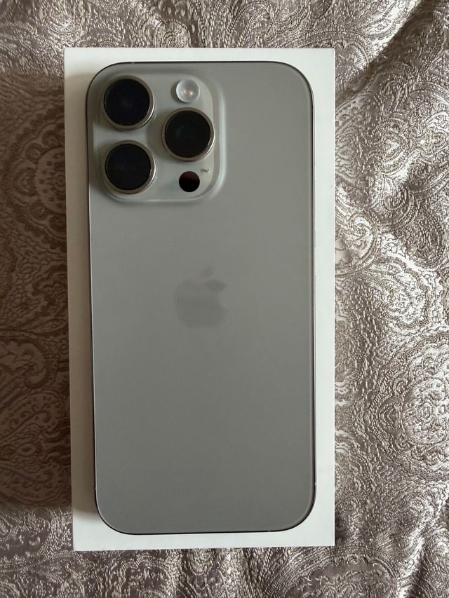 iPhone 16 Pro 128 GB Gris