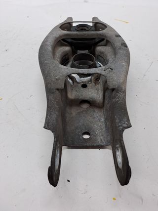 BRAZO SUSPENSION INFERIOR TRASERO IZQUIERDO BMW SERIE 1 COUP (3)