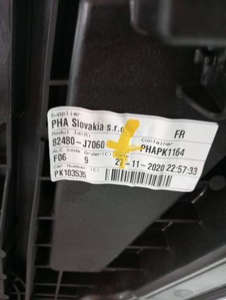 ELEVALUNAS DELANTERO DERECHO KIA XCEED