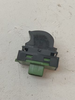 MANDO ELEVALUNAS DELANTERO DERECHO PEUGEOT BOXER FURGÓN