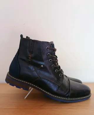 Stivaletti Menphis One neri e blu