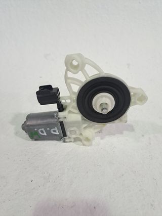 MOTOR ELEVALUNAS DELANTERO DERECHO FORD FOCUS