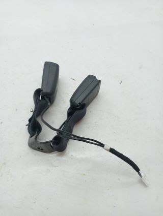 ENGANCHE CINTURON NISSAN JUKE (F16)