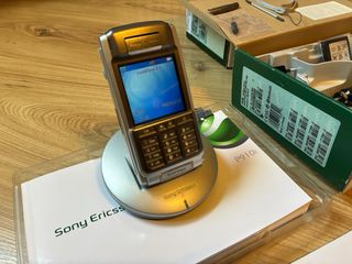 Sony Ericsson P910i gratuito + scatola
