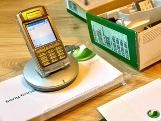 Sony Ericsson P910i gratuito + scatola