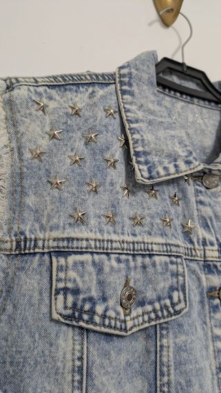 Chaleco Denim Estrellas Tachuelas