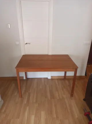 Mesa de madera Ikea jokkmokk
