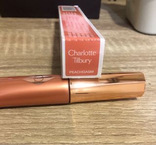 Charlotte Tilbury Glowgasm Beauty Light Wand